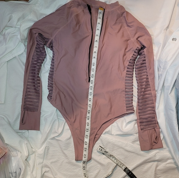 NWOT ELEGANT MESH DETAIL CUT OUT RASHGUARD SUN PROTECTION SWIM BATHING SUIT - Picture 7 of 15